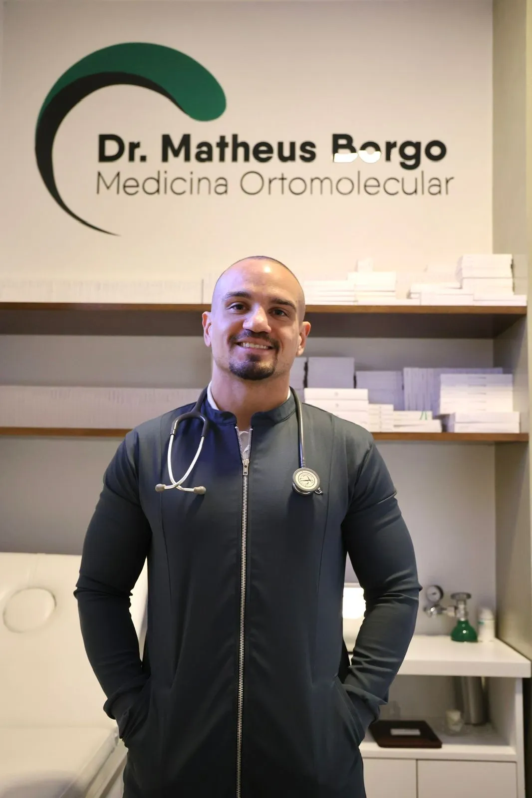 Dr. Matheus Borgo
